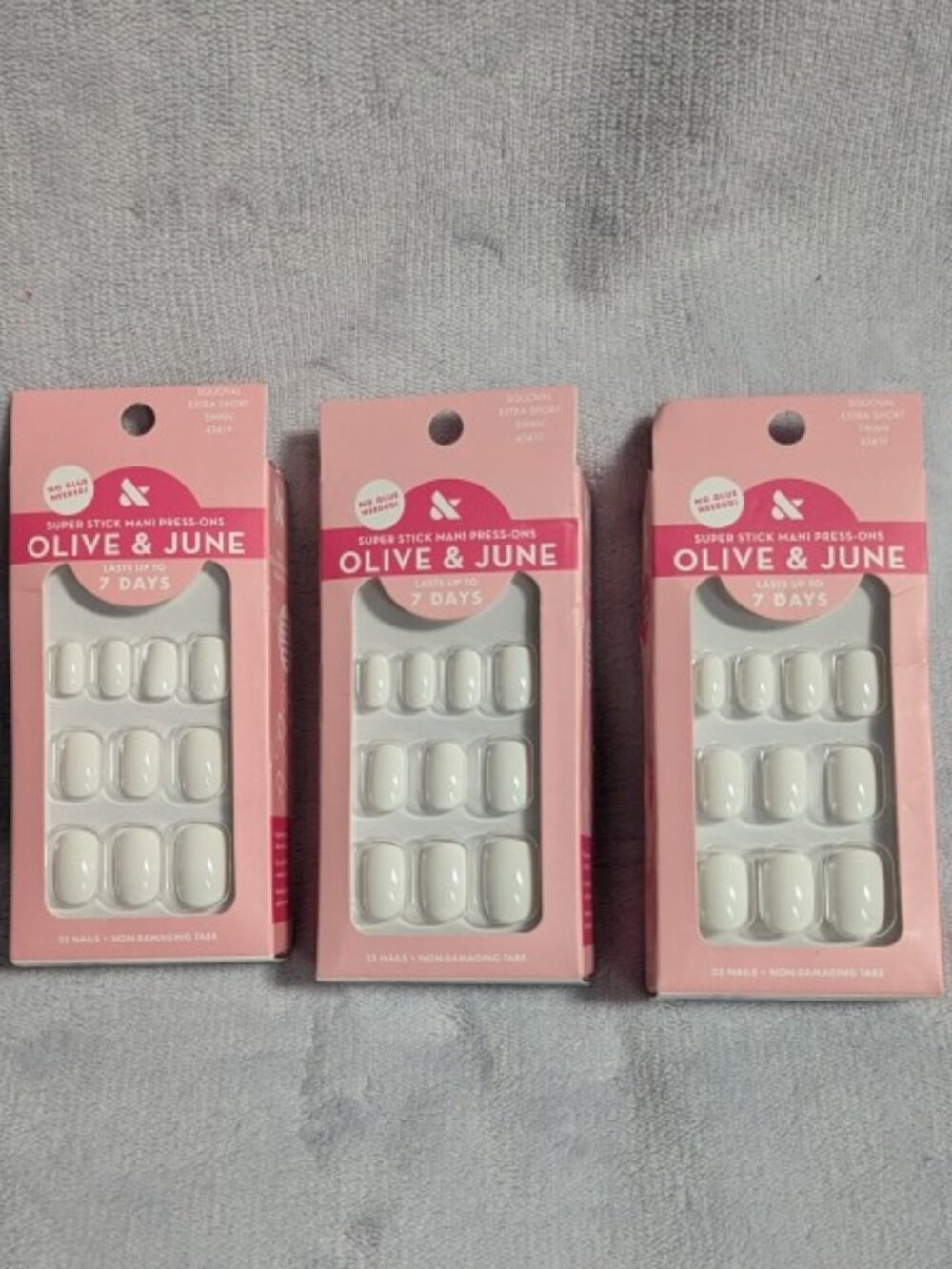 NWT Bundle of 3 Olive & June Super Stick Press-On Nails White Extra Short 32ct